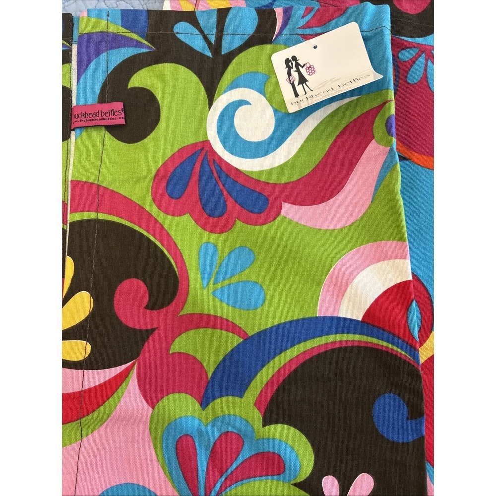 Buckhead betties NWT Serendipity Tablecloth 52x51 Colorful